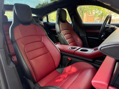 2025 Porsche Taycan 4S