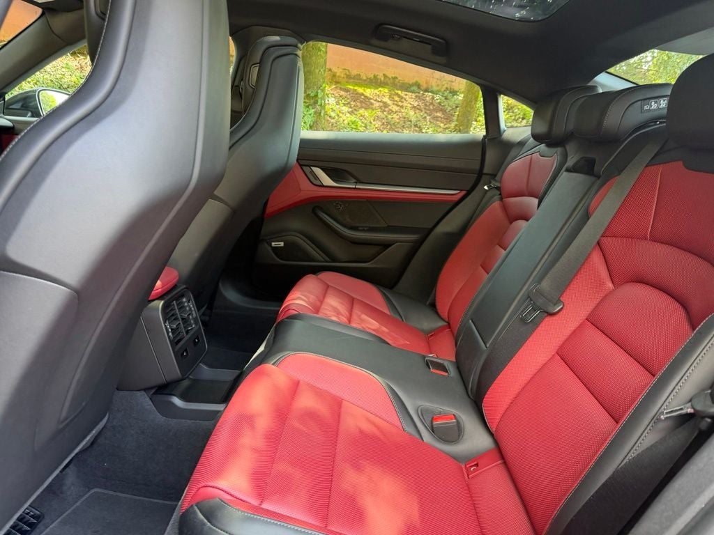 2025 Porsche Taycan 4S