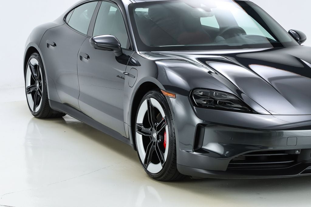 2025 Porsche Taycan 4S