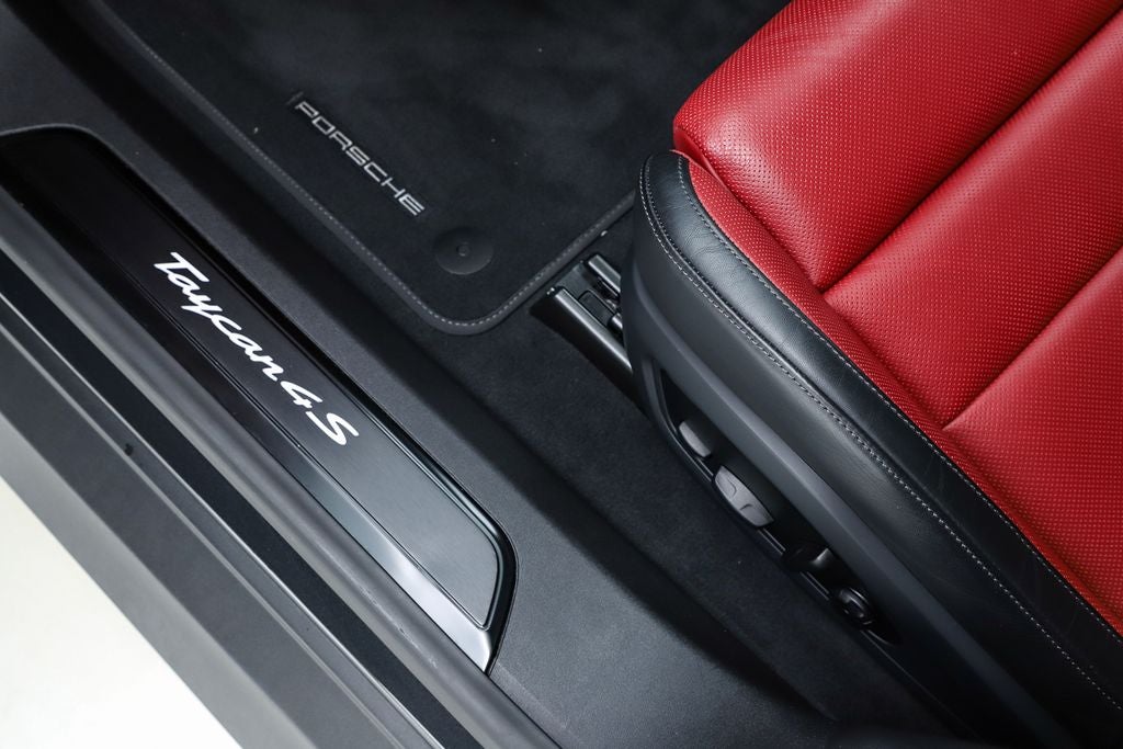 2025 Porsche Taycan 4S