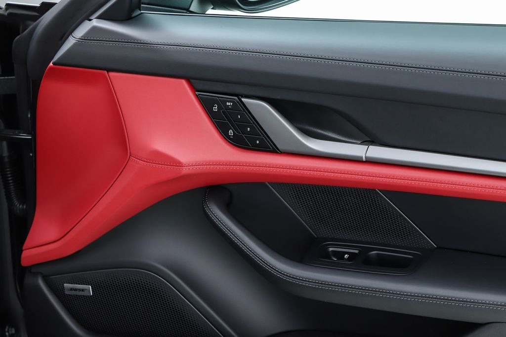 2025 Porsche Taycan 4S