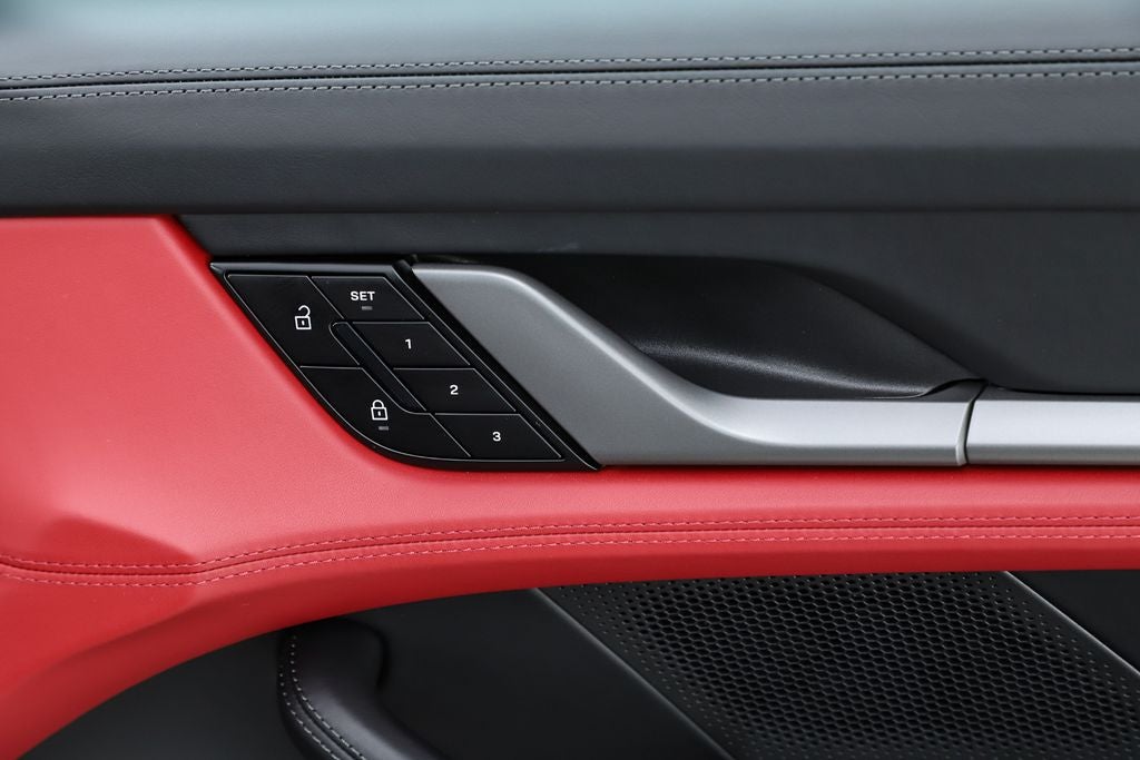 2025 Porsche Taycan 4S