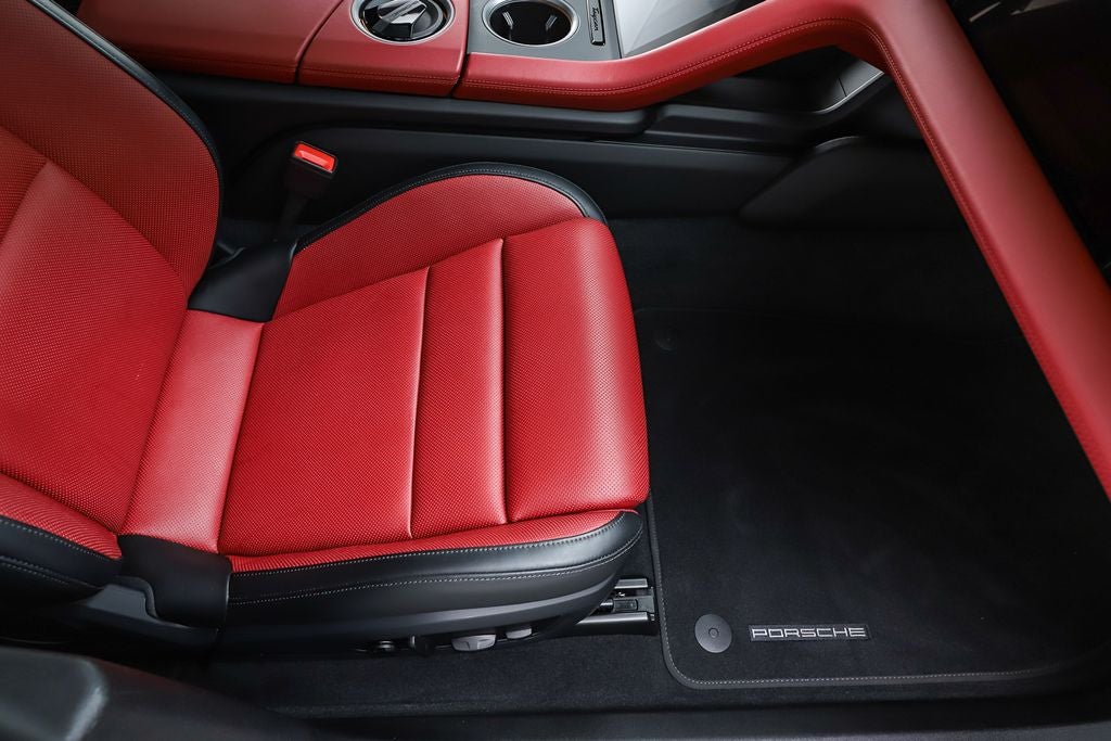 2025 Porsche Taycan 4S