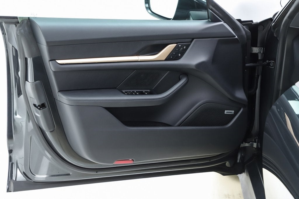 2025 Porsche Taycan 4S