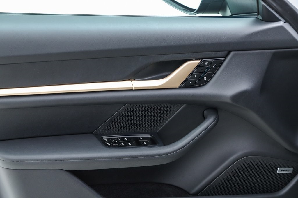 2025 Porsche Taycan 4S