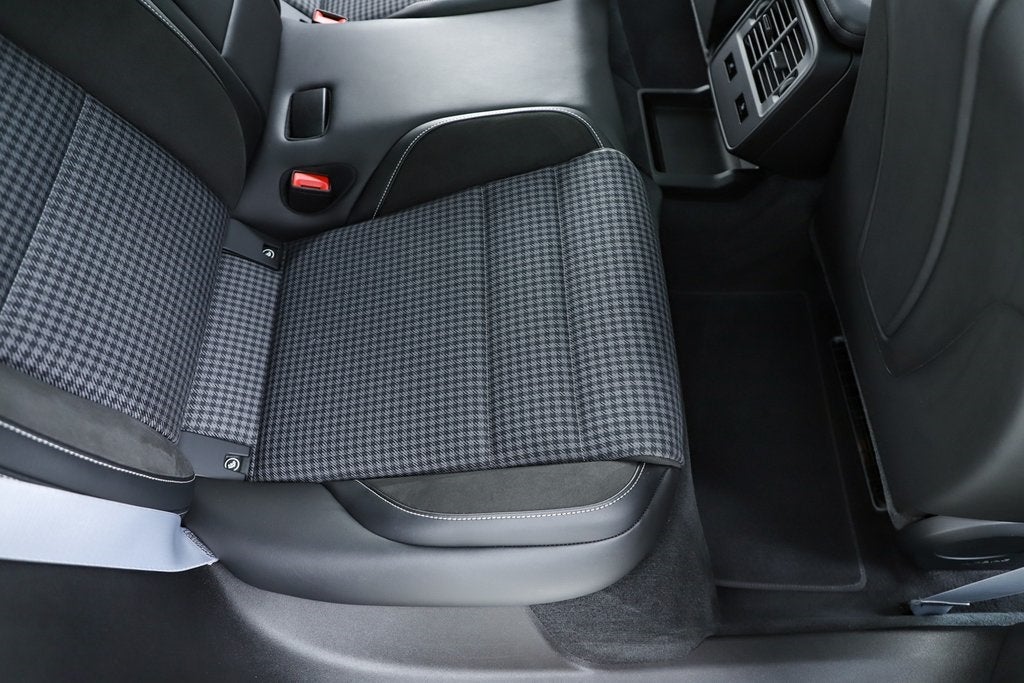 2025 Porsche Taycan 4S