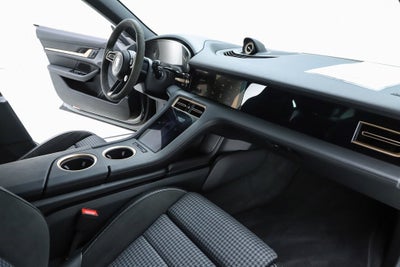 2025 Porsche Taycan 4S