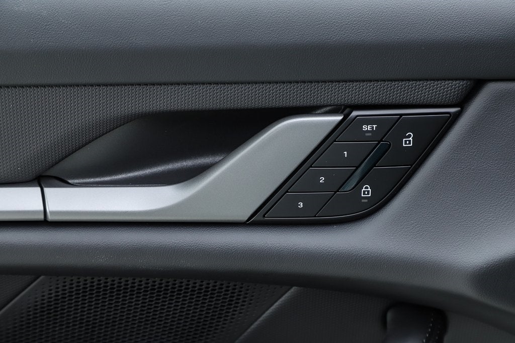 2025 Porsche Taycan 4S