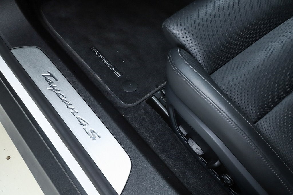 2025 Porsche Taycan 4S