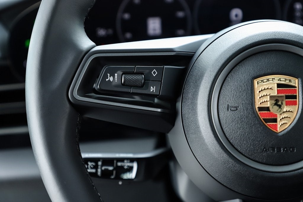 2025 Porsche Taycan 4S