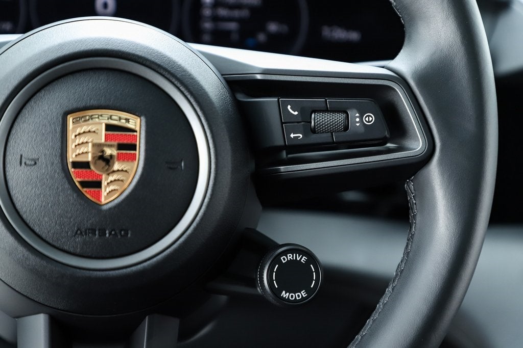 2025 Porsche Taycan 4S