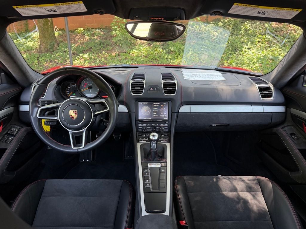 2016 Porsche Cayman GT4