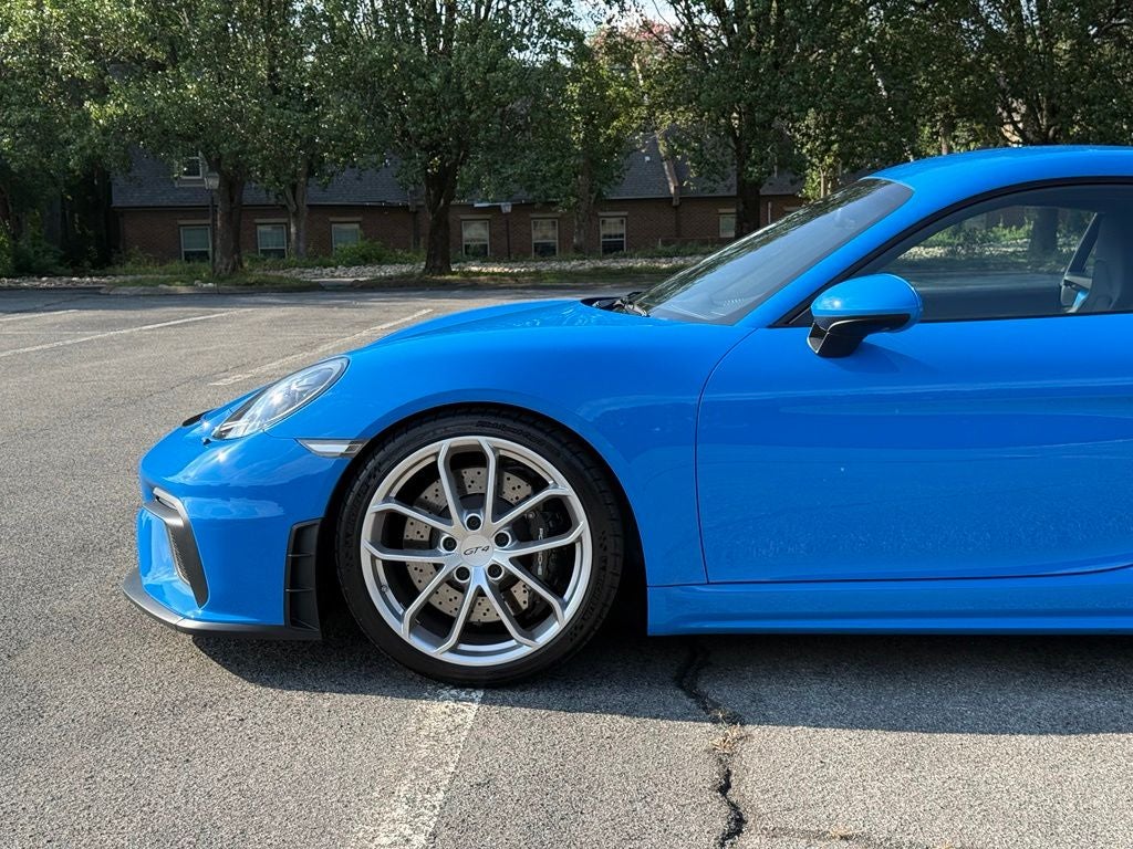 2023 Porsche 718 Cayman GT4