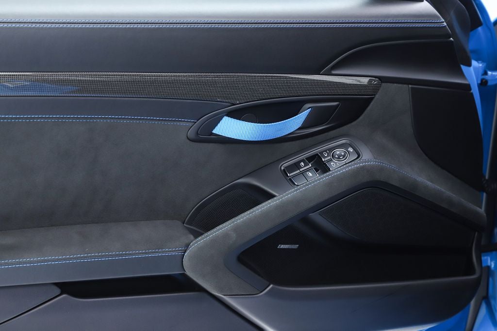 2023 Porsche 718 Cayman GT4