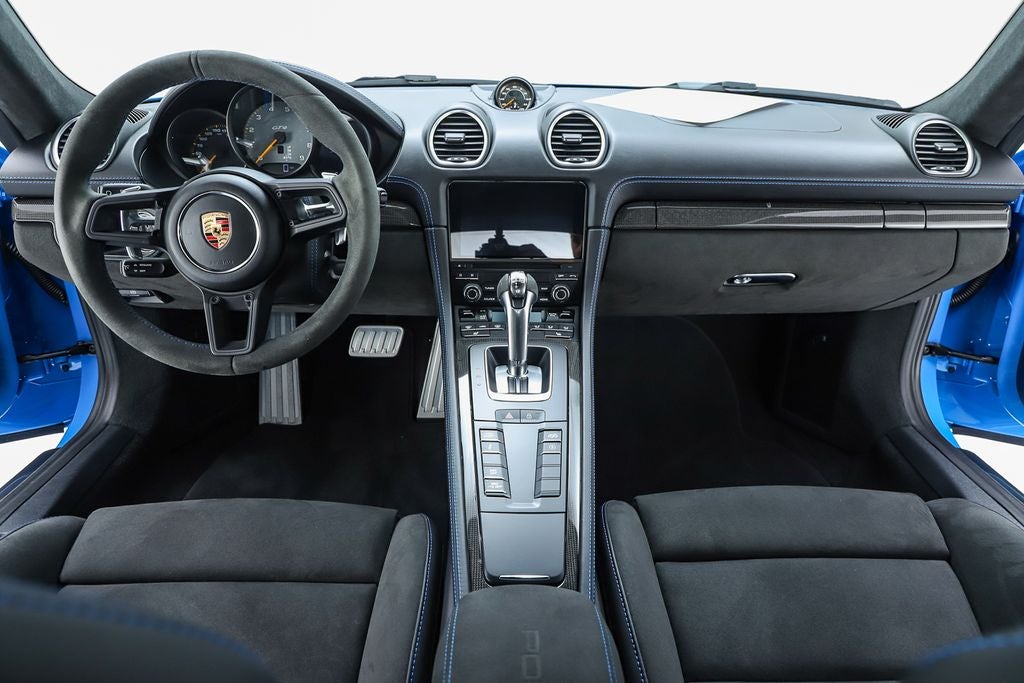 2023 Porsche 718 Cayman GT4