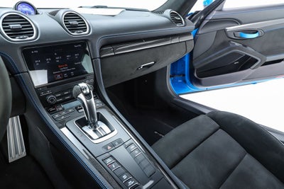 2023 Porsche 718 Cayman GT4