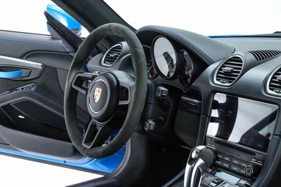 2023 Porsche 718 Cayman GT4