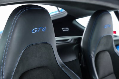 2023 Porsche 718 Cayman GT4