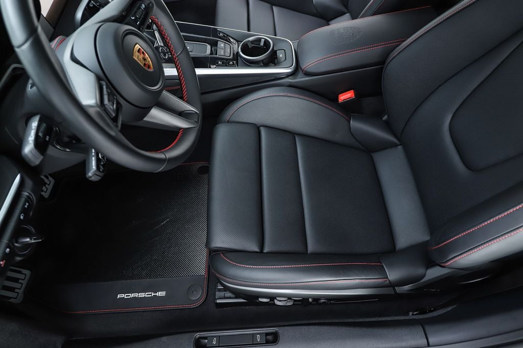 2025 Porsche 911 Turbo S