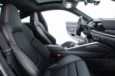 2025 Porsche 911 Turbo S