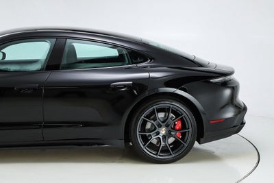 2025 Porsche Taycan GTS