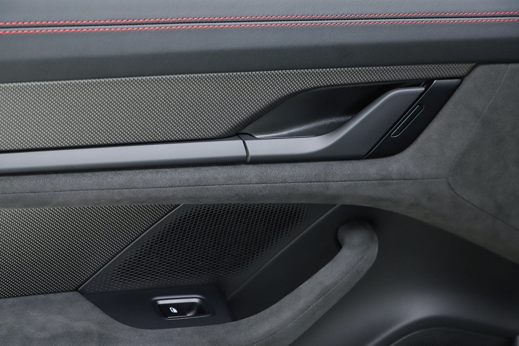 2025 Porsche Taycan GTS