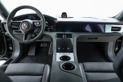 2025 Porsche Taycan GTS