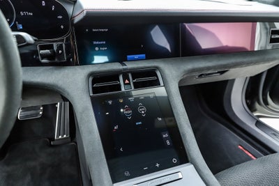 2025 Porsche Taycan GTS