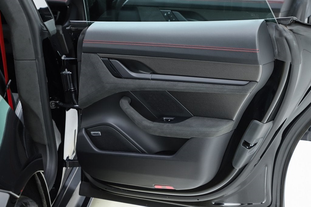 2025 Porsche Taycan GTS