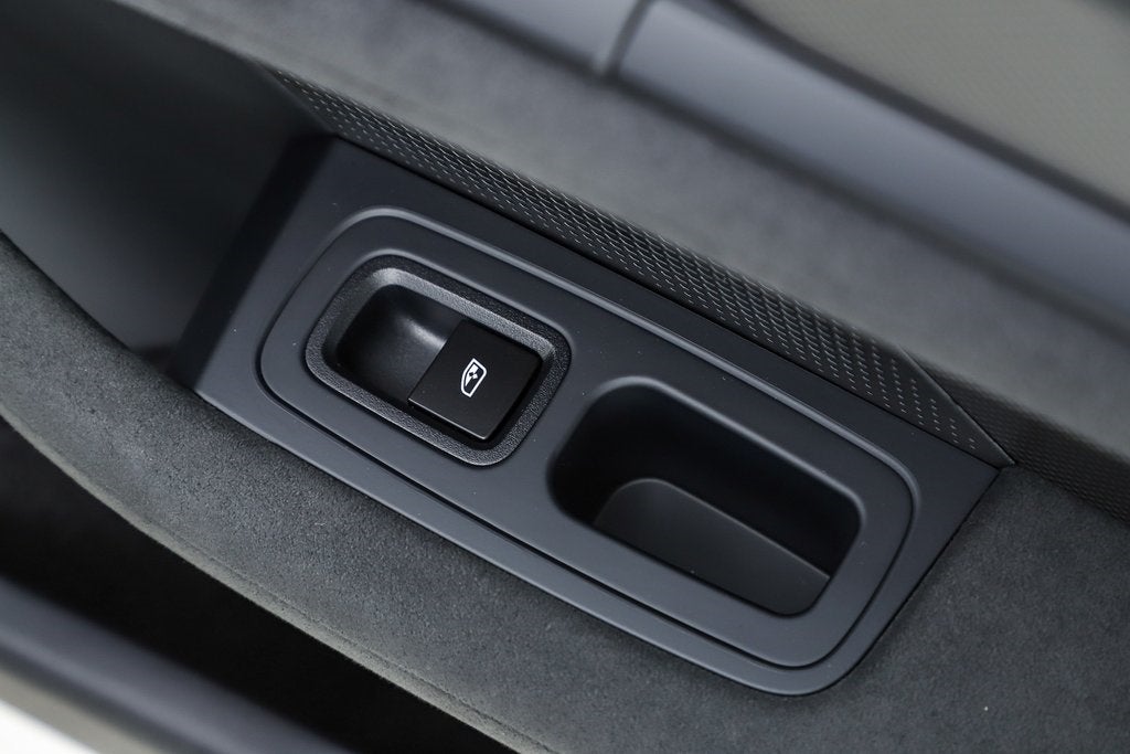 2025 Porsche Taycan GTS