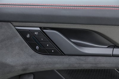 2025 Porsche Taycan GTS