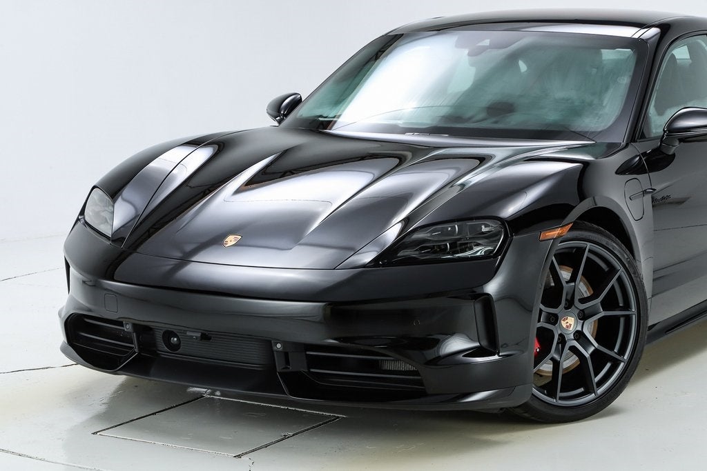 2025 Porsche Taycan GTS