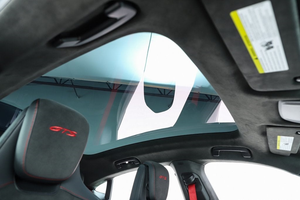 2025 Porsche Taycan GTS