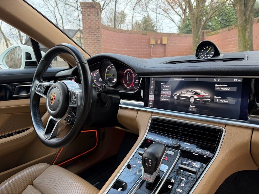 2018 Porsche Panamera E-Hybrid 4