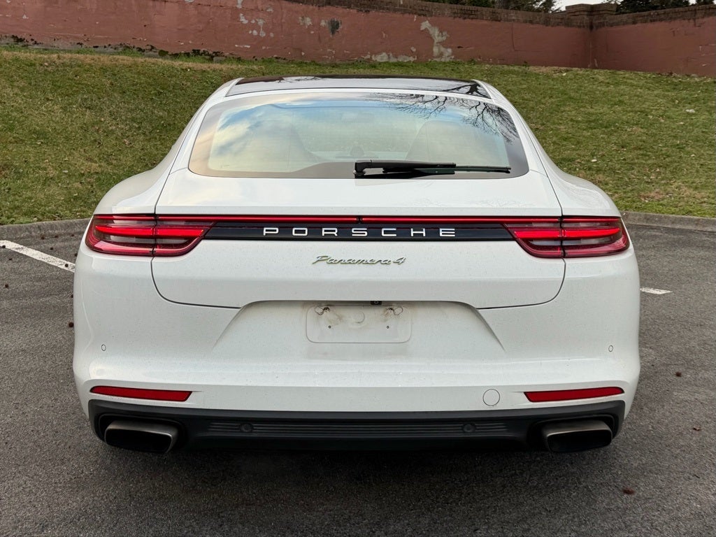 2018 Porsche Panamera E-Hybrid 4