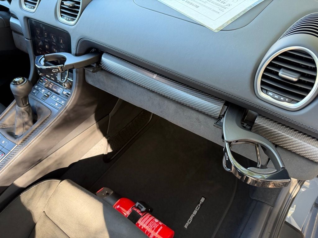 2025 Porsche 718 Cayman GT4 RS