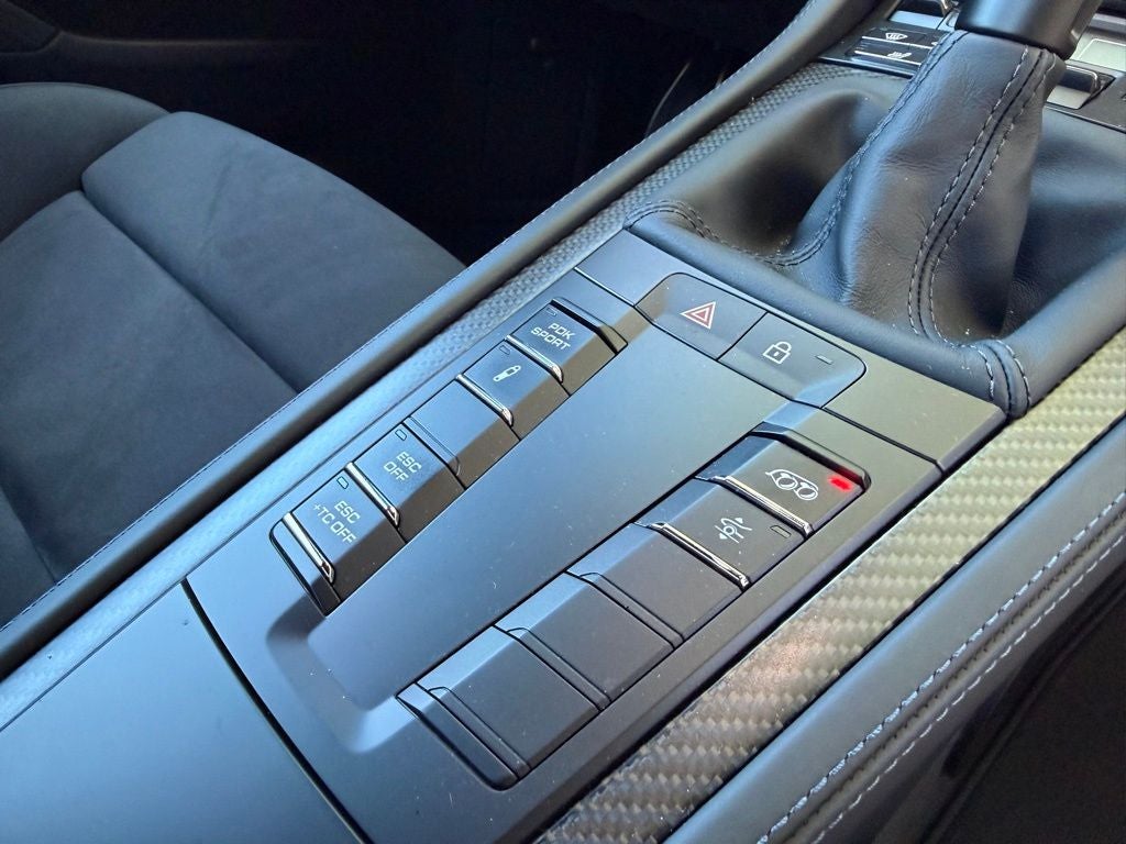 2025 Porsche 718 Cayman GT4 RS