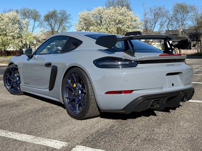 2025 Porsche 718 Cayman GT4 RS