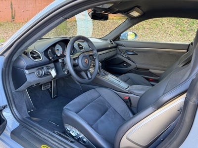 2025 Porsche 718 Cayman GT4 RS