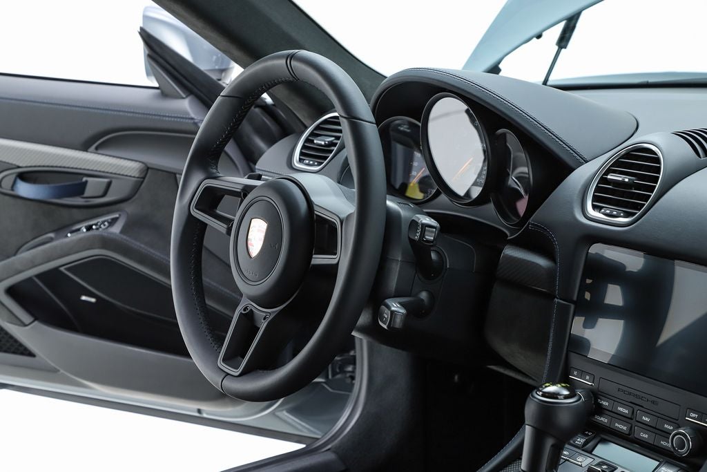 2025 Porsche 718 Cayman GT4 RS