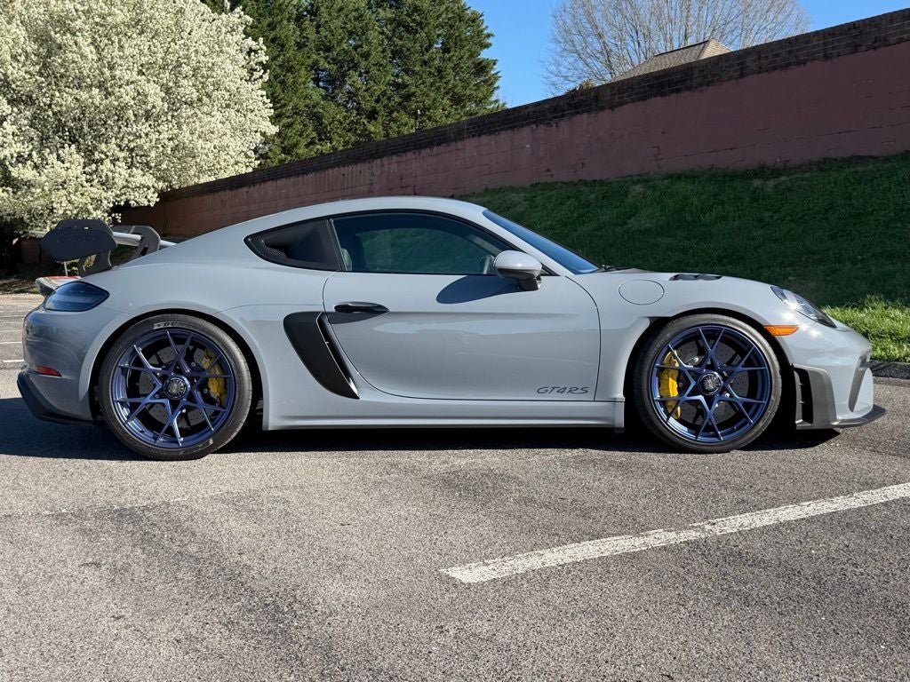 2025 Porsche 718 Cayman GT4 RS