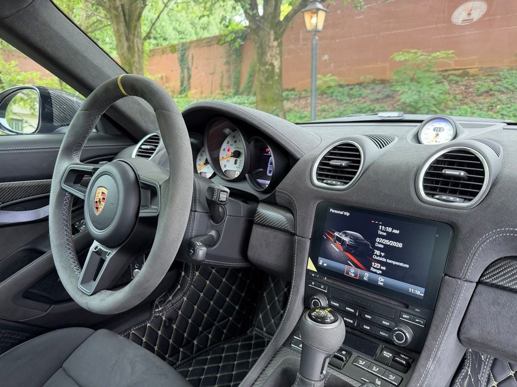 2024 Porsche 718 Cayman GT4 RS