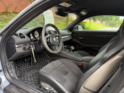 2024 Porsche 718 Cayman GT4 RS