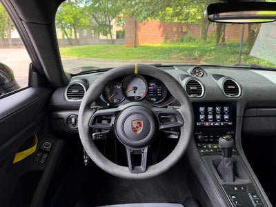 2025 Porsche 718 Cayman GT4 RS