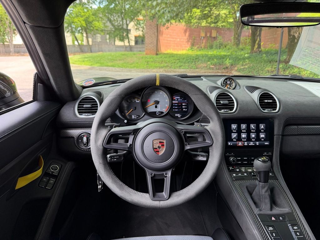 2025 Porsche 718 Cayman GT4 RS