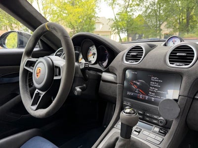 2023 Porsche 718 Cayman GT4 RS