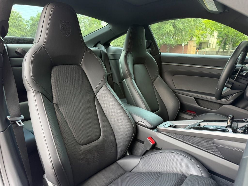 2025 Porsche 911 Carrera S
