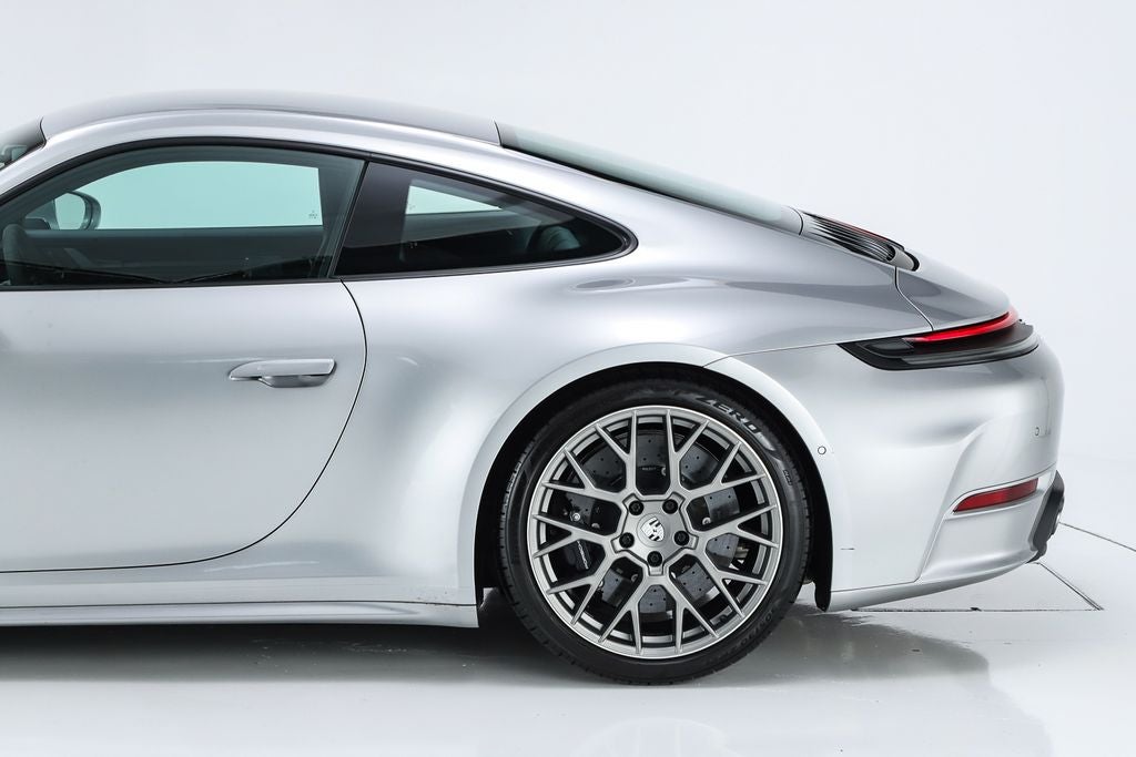 2025 Porsche 911 Carrera S