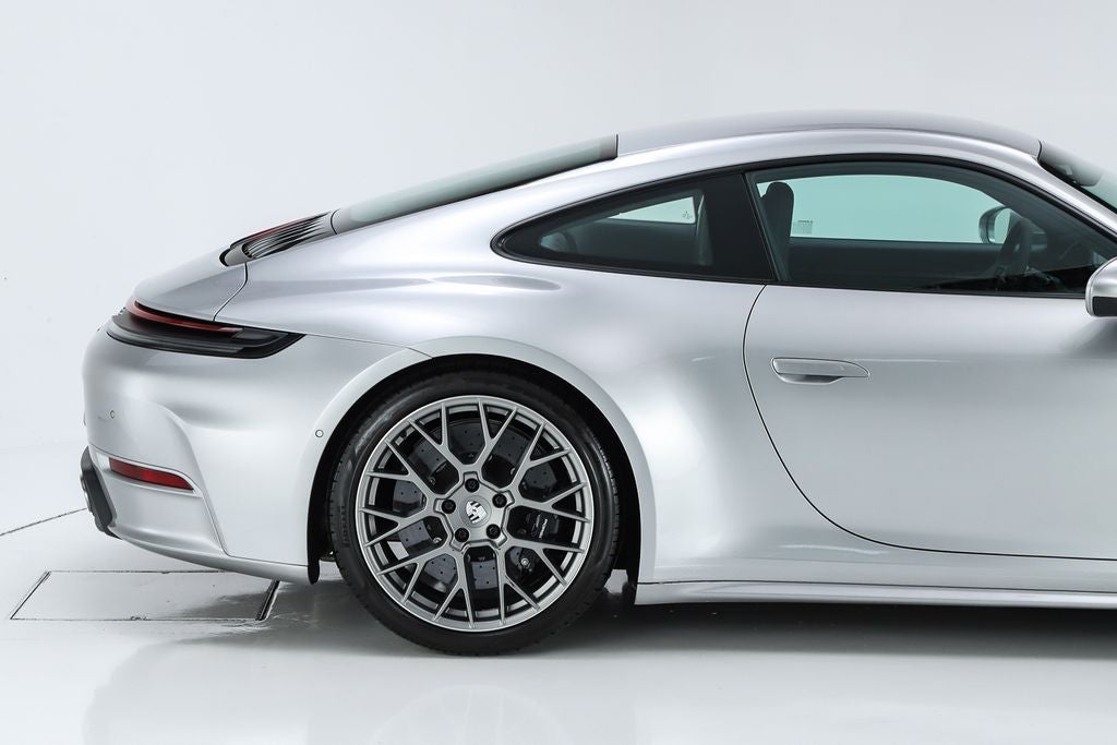 2025 Porsche 911 Carrera S