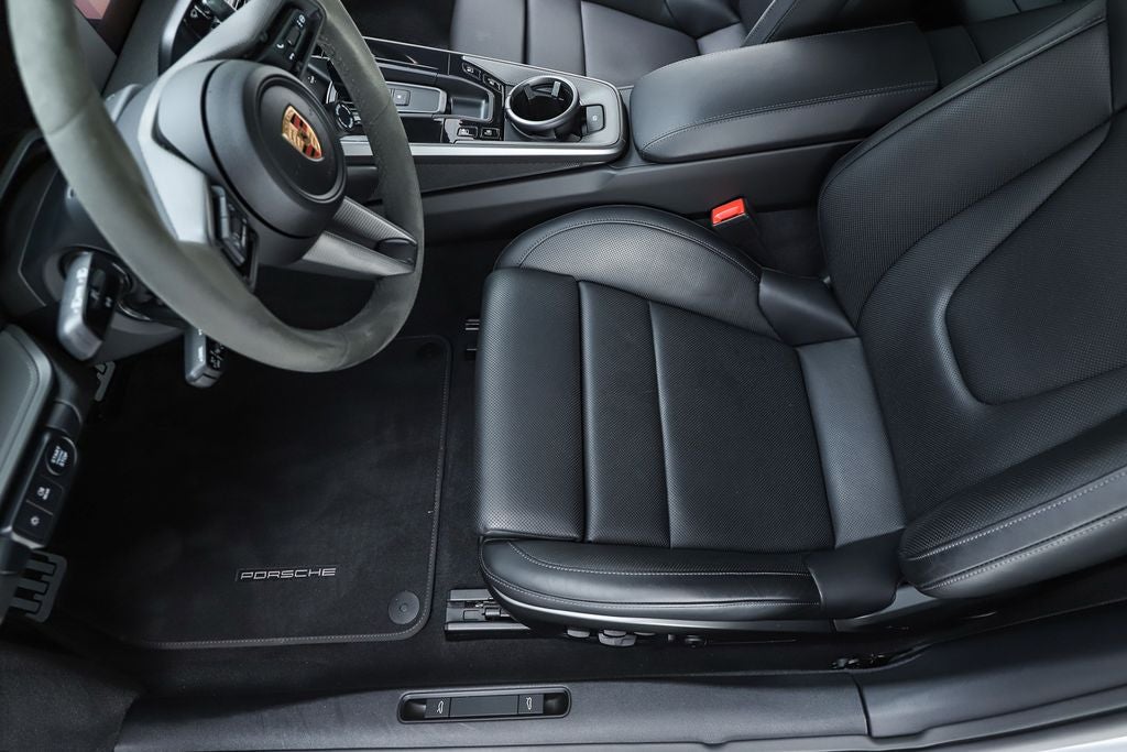 2025 Porsche 911 Carrera S
